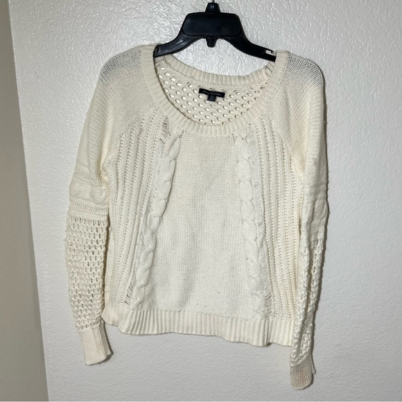 American Eagle White Sweater Medium - Picture 4 of 9